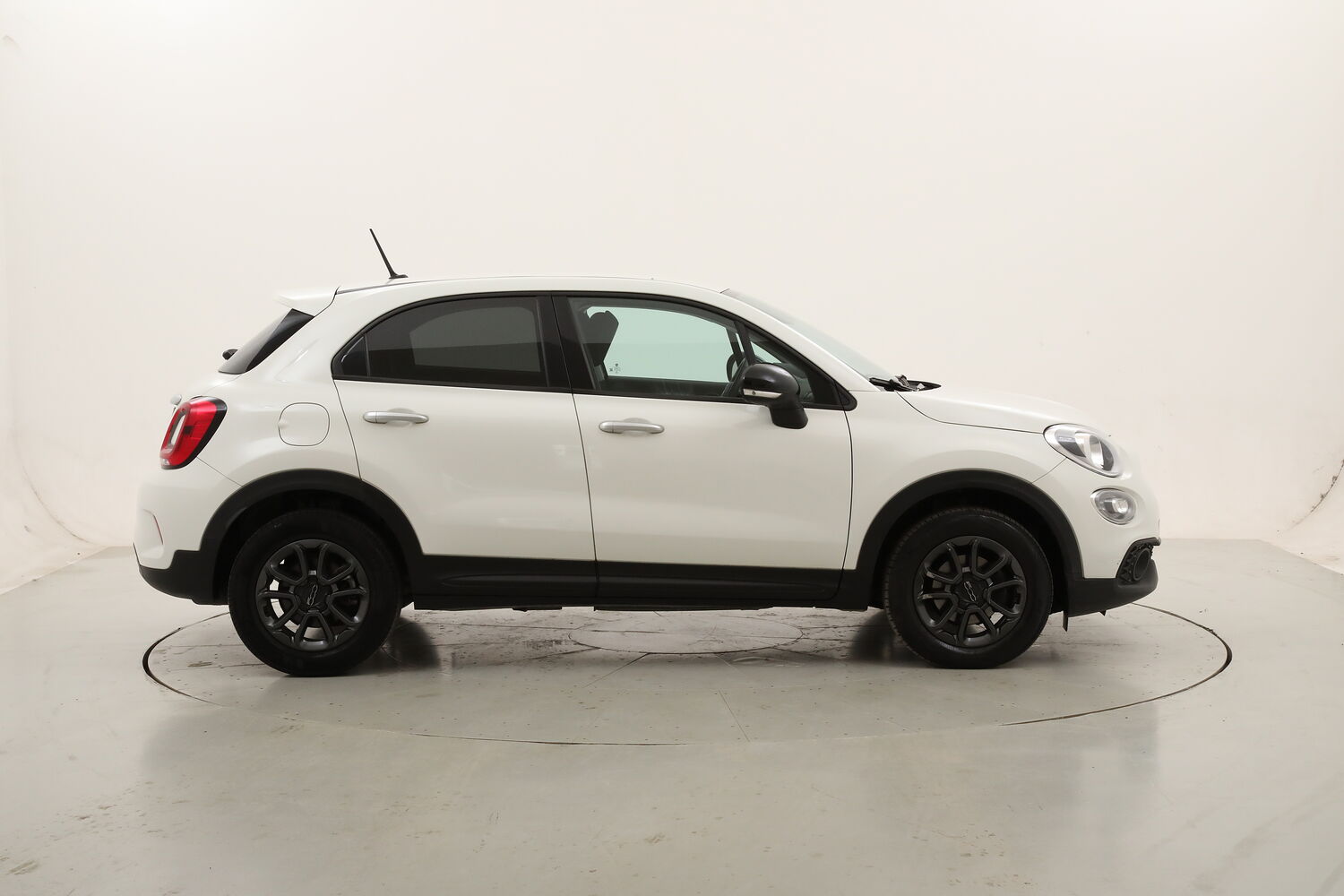 Fiat 500X Club usata del 2023 con 58.616 km