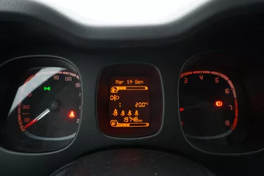 Fiat Panda Hybrid City Life 1.0 Mild Hybrid 70CV Manuale Interni