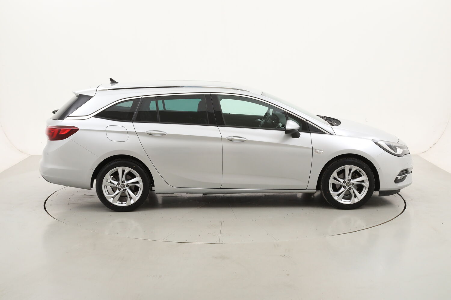 Opel Astra ST Business Elegance usata del 2021 con 92.443 km