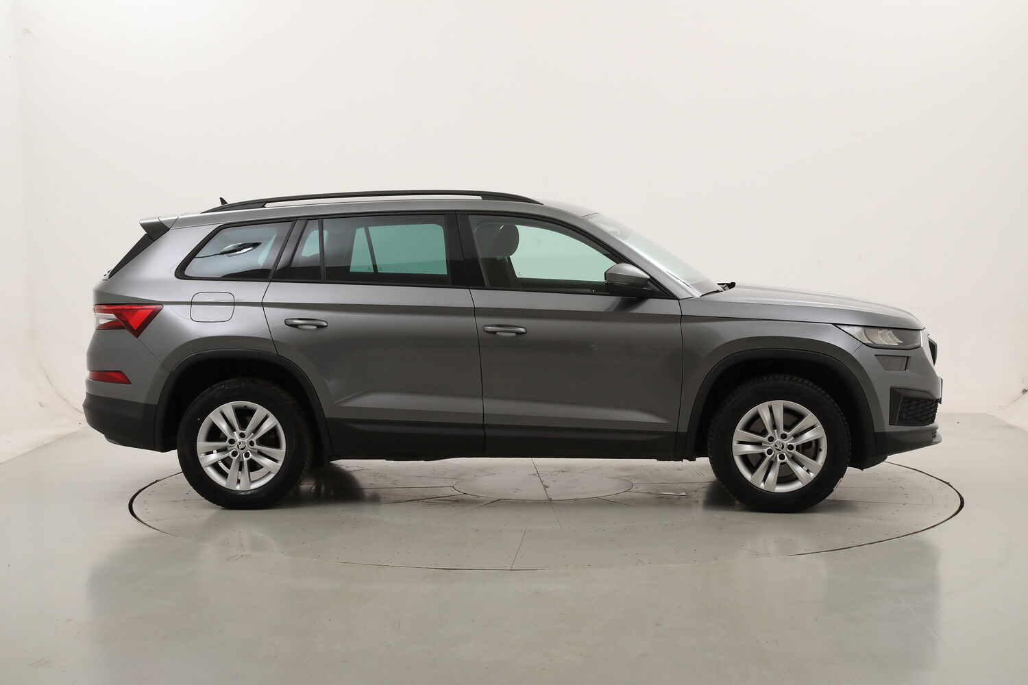 Skoda Kodiaq Executive DSG - 7 posti usata del 2023 con 59.284 km