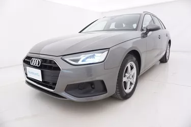 Audi A4 Avant 35 TDI Business S tronic 2.0 Mild Hybrid 163CV Automatico Visione frontale