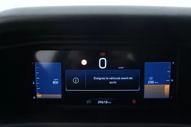 Jeep Avenger Altitude 1.2 Benzina 101CV Manuale Interni