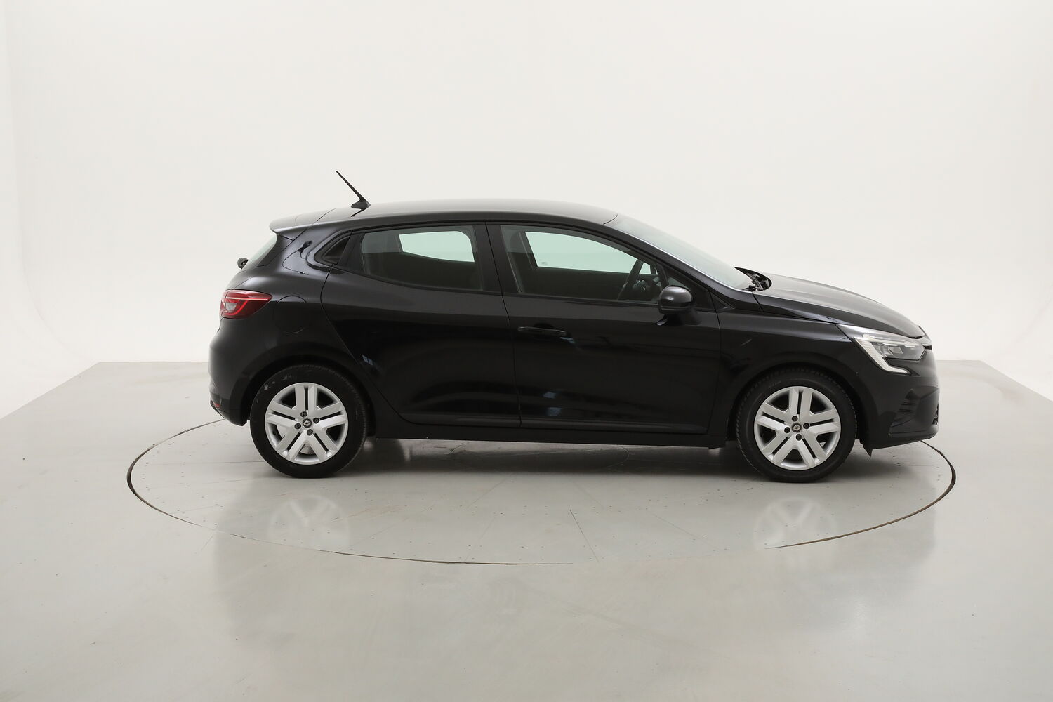 Renault Clio Business usata del 2020 con 110.064 km