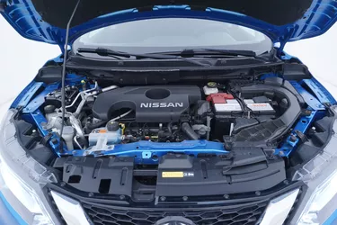 Nissan Qashqai N-Connecta 4WD CVT 1.8 Diesel 150CV Automatico Vano motore