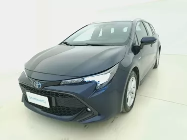 Toyota Corolla TS Hybrid Business 1.8 Full Hybrid 122CV Automatico Visione frontale
