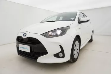 Toyota Yaris Hybrid Business 1.5 Full Hybrid 116CV Automatico Visione frontale