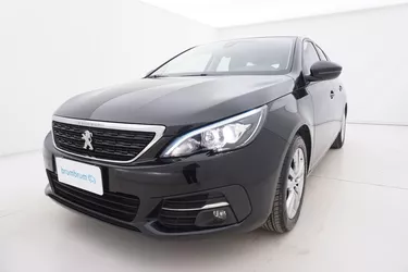 Peugeot 308 SW Active Business  1.5 Diesel 131CV Manuale Visione frontale