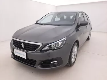 Peugeot 308 SW Active Business 1.5 Diesel 131CV Manuale Visione frontale