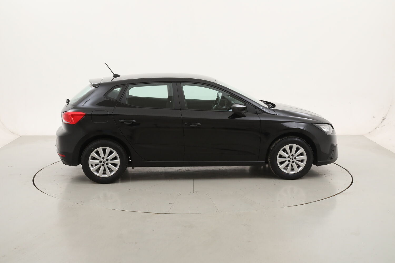 Seat Ibiza Style usata del 2022 con 87.667 km
