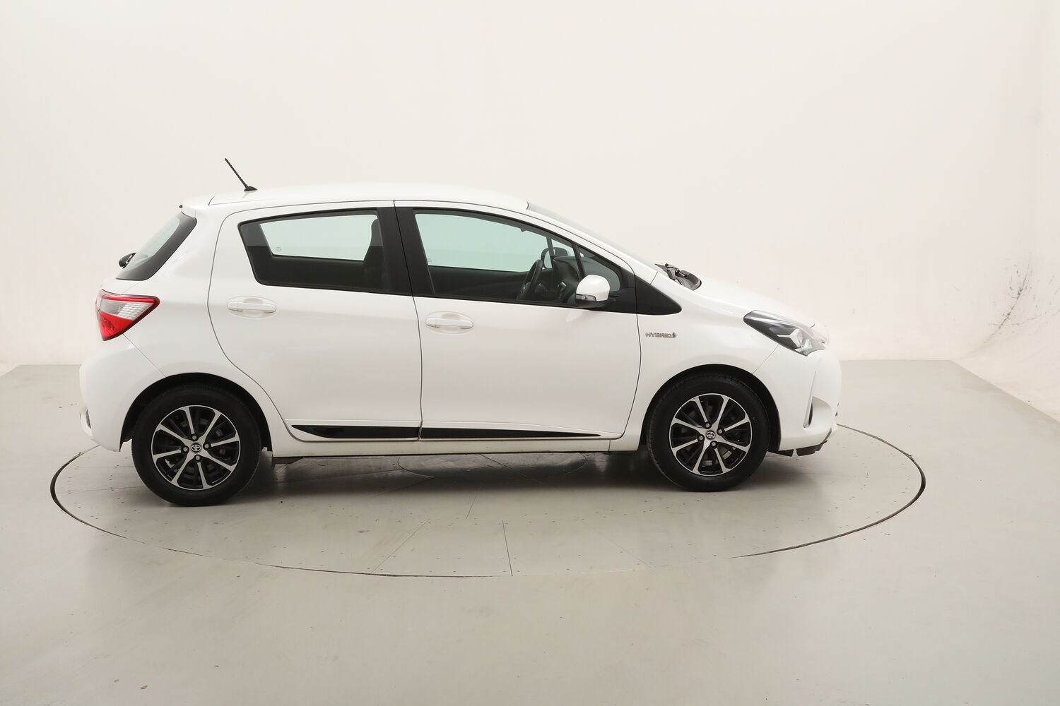 Toyota Yaris Hybrid Active usata del 2018 con 77.766 km