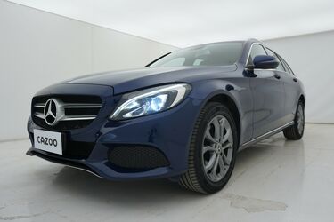 Visione frontale di Mercedes Classe C