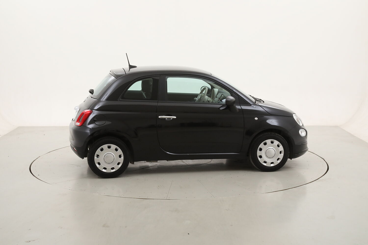 Fiat 500 Hybrid usata del 2023 con 21.154 km