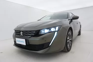 Peugeot 508 SW Allure EAT8 1.5 Diesel 131CV Automatico Visione frontale