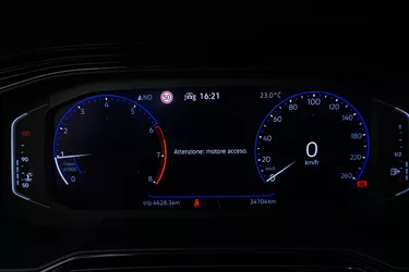 Volkswagen Taigo Life 1.0 Benzina 95CV Manuale Interni