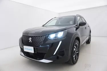 Peugeot 2008 Allure EAT8 1.5 Diesel 131CV Automatico Visione frontale