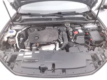 Peugeot 508 SW GT EAT8 1.5 Diesel 131CV Automatico Vano motore