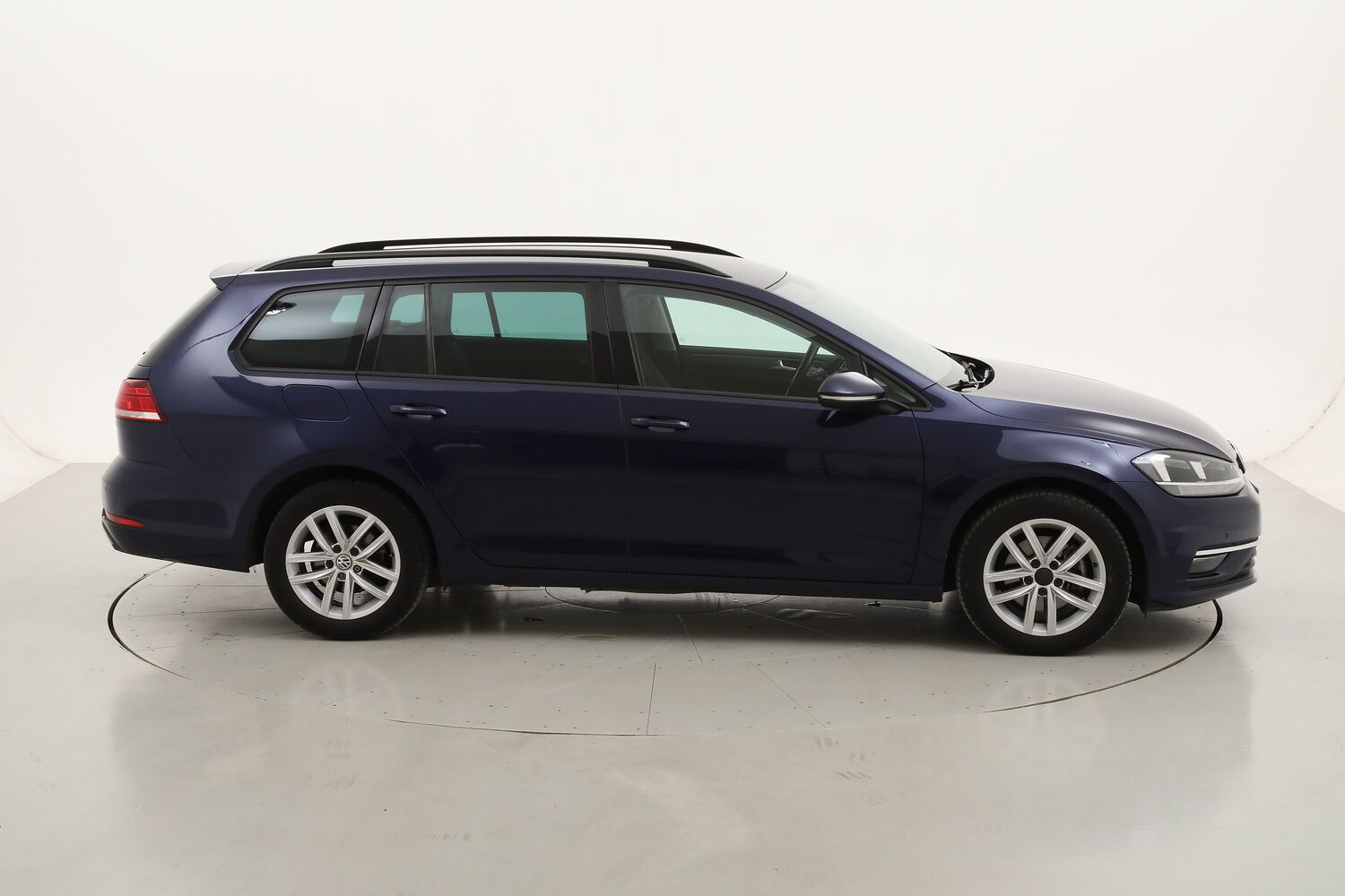 Volkswagen Golf Variant Variant Business DSG usata del 2020 con 95.031 km