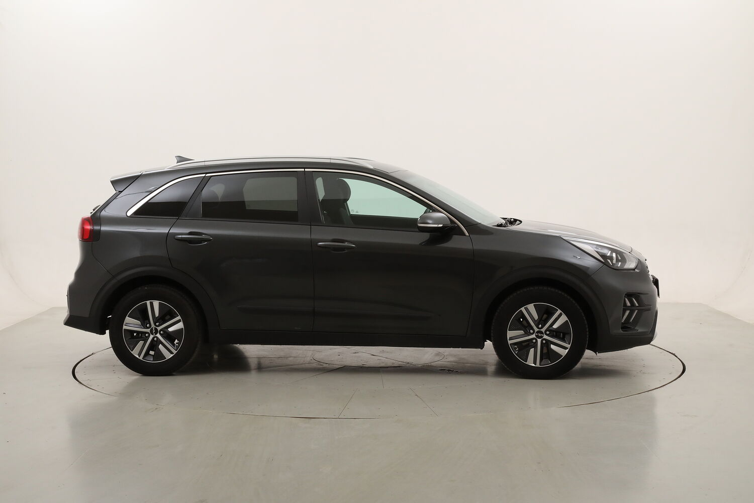 Kia Niro HEV Urban DCT usata del 2022 con 90.324 km