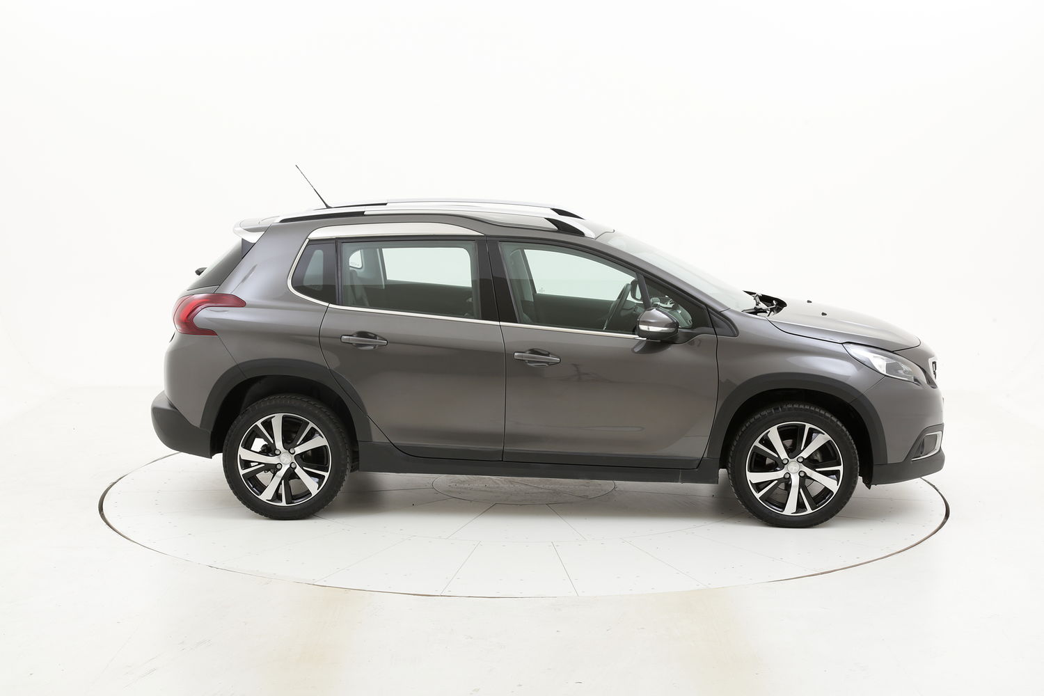 Peugeot 2008 usata del 2019 con 32.495 km