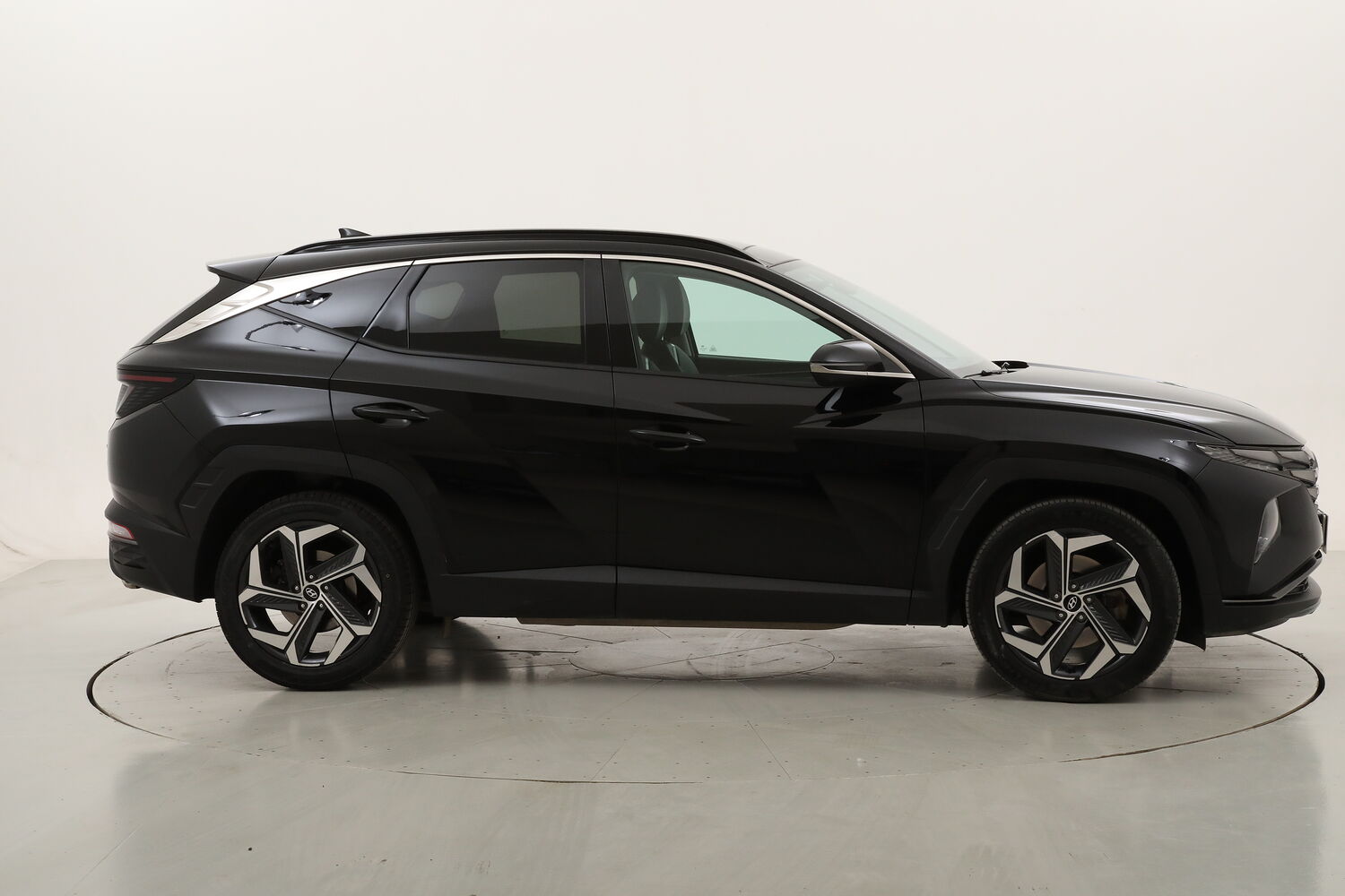 Hyundai Tucson HEV Excellence usata del 2022 con 108.779 km