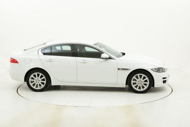 Jaguar XE Pure Business Edition Aut. usata del 2016 con 74.667 km