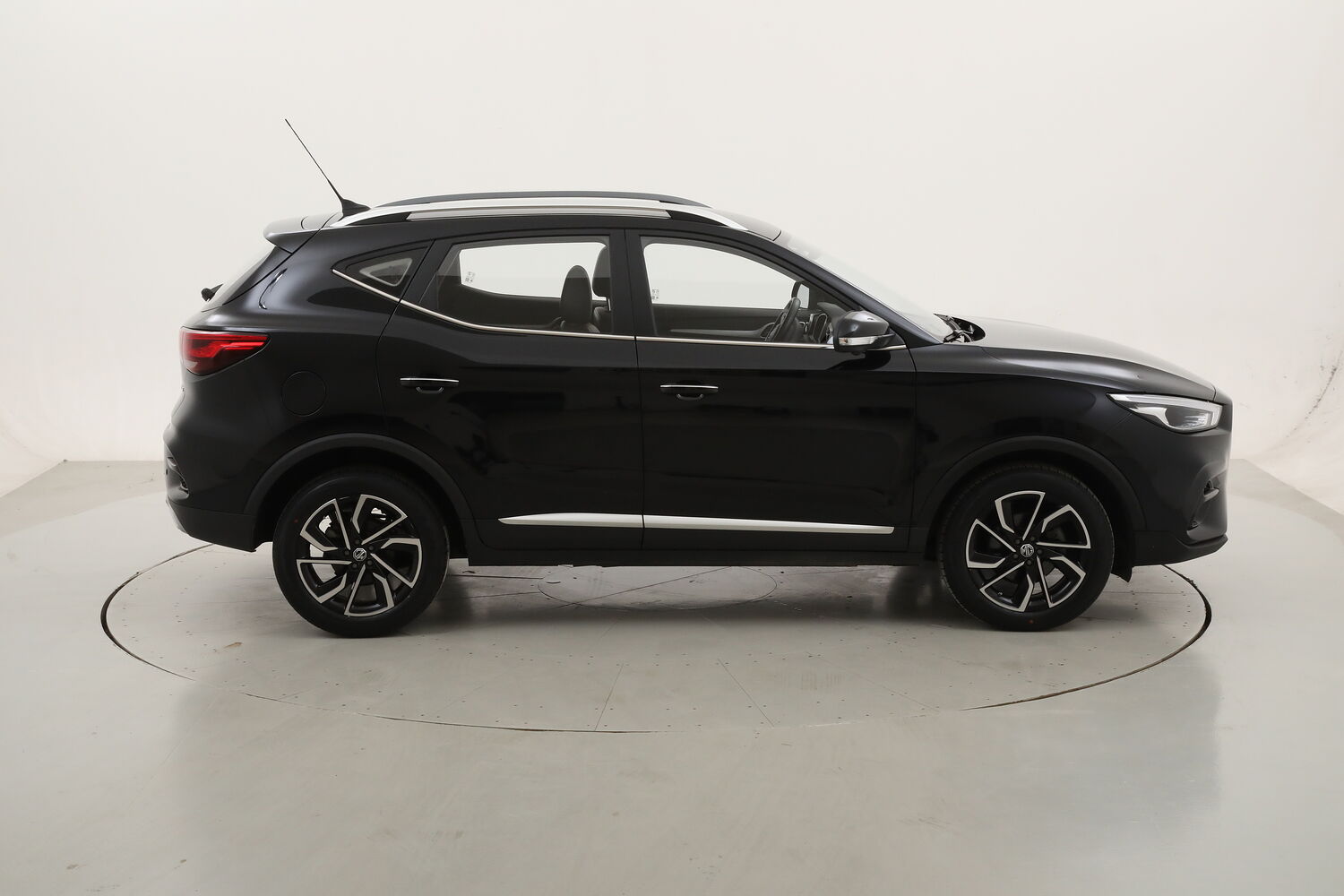 MG ZS Luxury usata del 2024 con 35.090 km