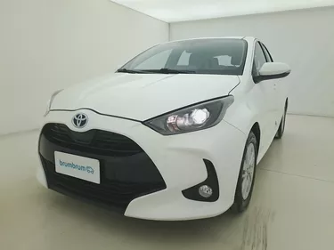 Toyota Yaris Hybrid Business 1.5 Full Hybrid 116CV Automatico Visione frontale