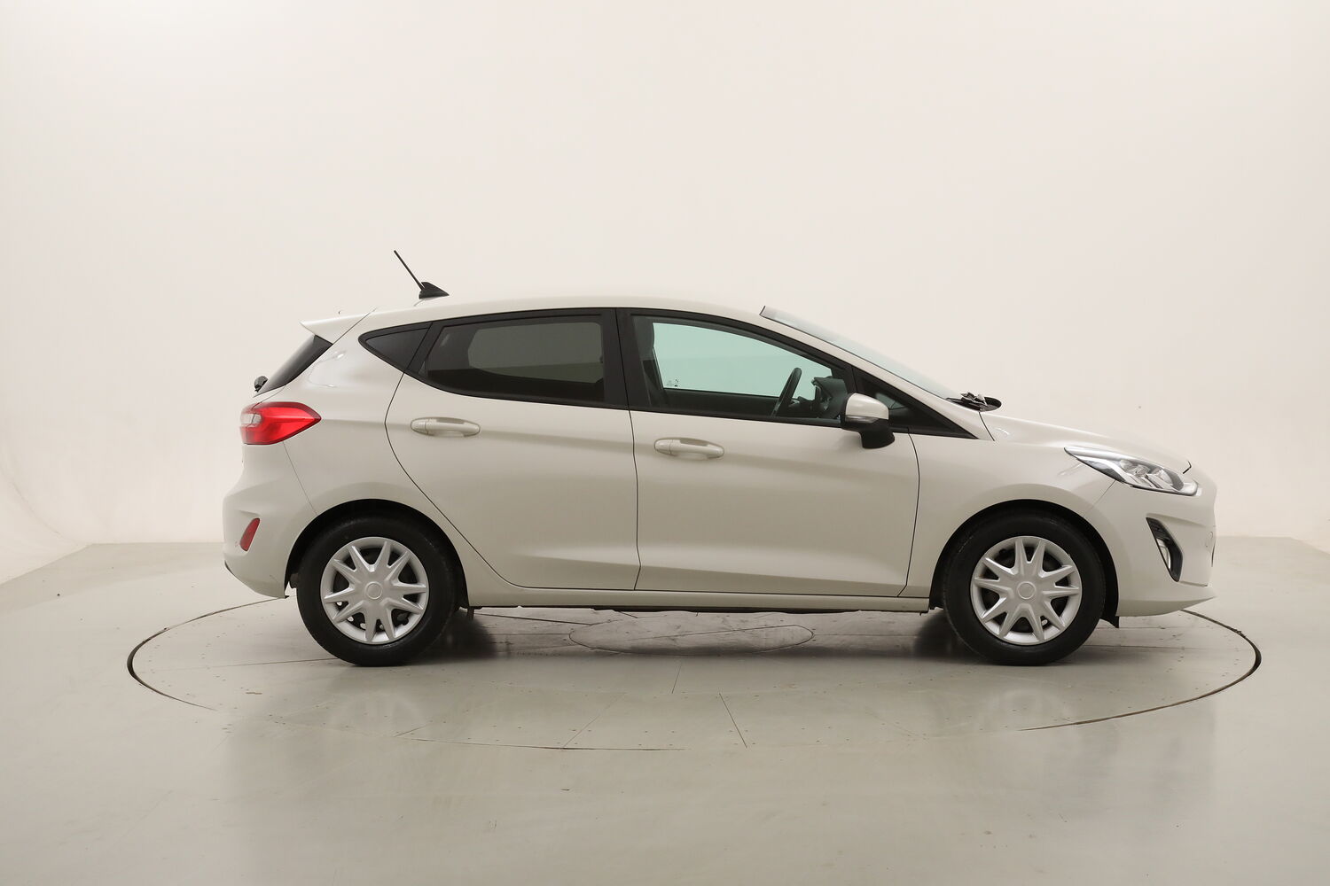 Ford Fiesta Hybrid Connect usata del 2020 con 94.681 km