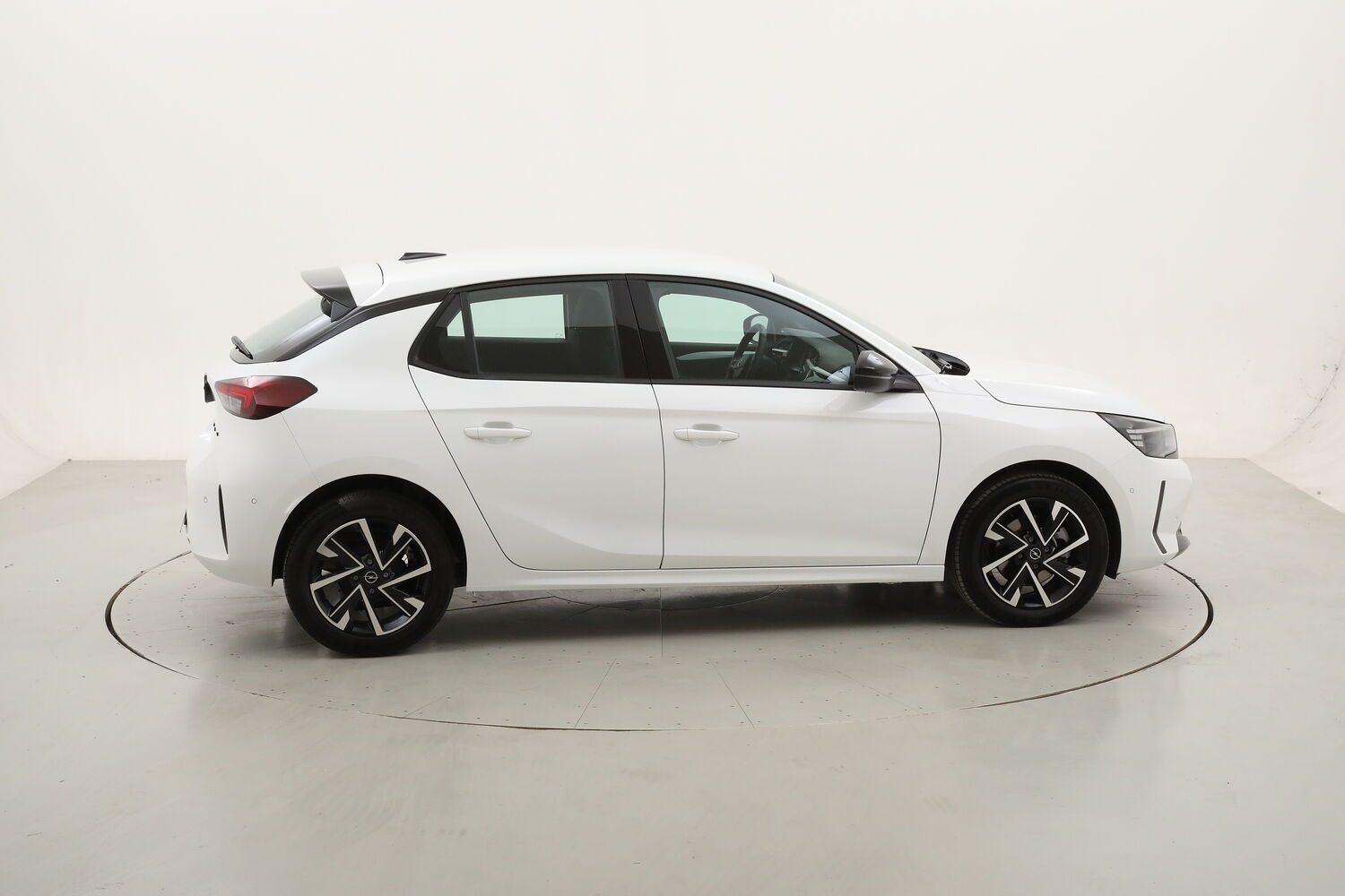 Opel Corsa GS usata del 2025 con 9.672 km