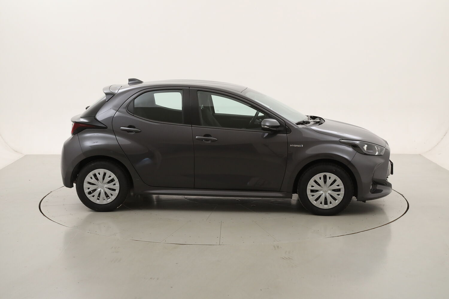Toyota Yaris Hybrid Business usata del 2021 con 44.360 km