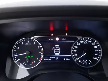 Nissan Qashqai Hybrid Business Xtronic 1.3 Mild Hybrid 158CV Automatico Interni