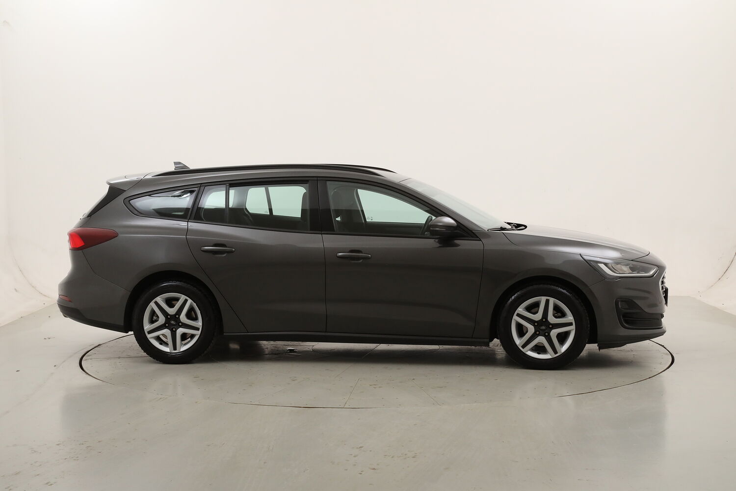 Ford Focus SW Business usata del 2023 con 94.973 km