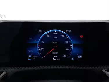Mercedes CLA SW 180 d Business Extra Automatic 2.0 Diesel 116CV Automatico Interni