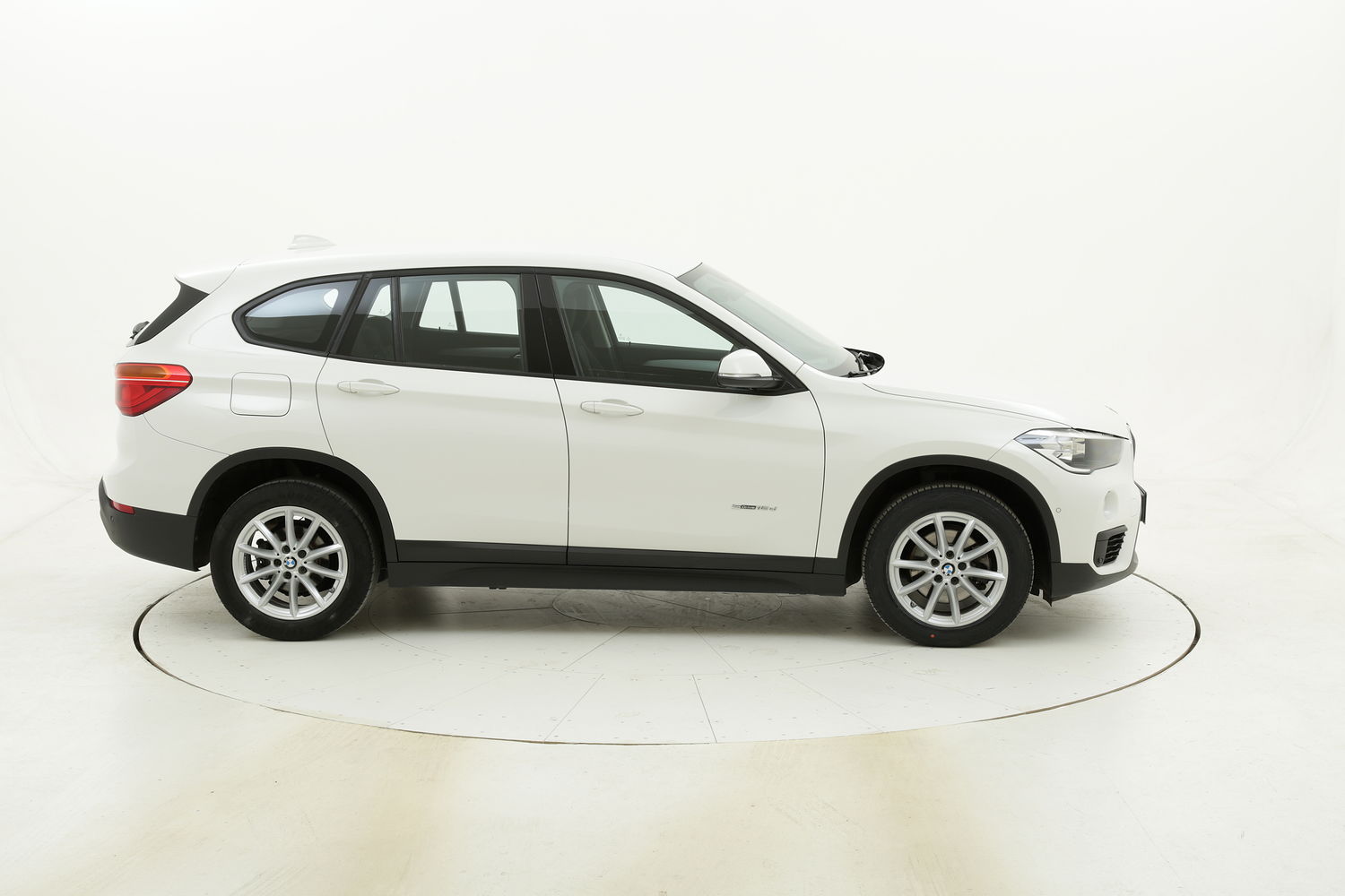 BMW X1 18d SDrive Business usata del 2016 con 67.350 km