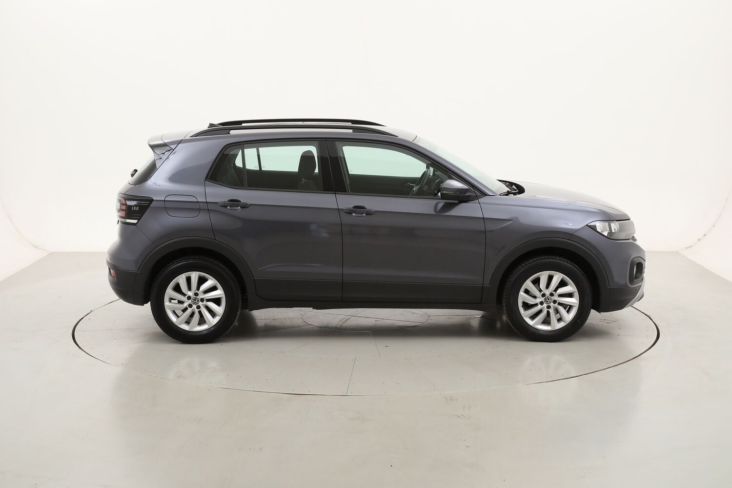 Volkswagen T-Cross Life usata del 2023 con 61.924 km