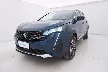 Peugeot 5008 Allure Pack EAT8 - 7 posti 1.5 Diesel 131CV Automatico Visione frontale