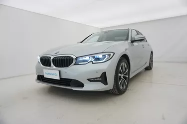 BMW Serie 3 320d Business Advantage 2.0 Diesel 190CV Automatico Visione frontale