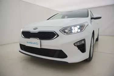 Kia Ceed SW Business Class DCT 1.6 Diesel 115CV Automatico Visione frontale