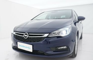 Opel Astra Visione frontale Visione frontale di Opel Astra
