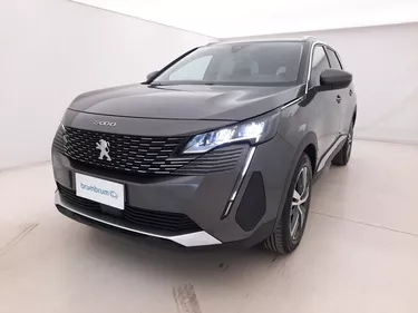 Peugeot 5008 Allure Pack EAT8 1.5 Diesel 131CV Automatico Visione frontale