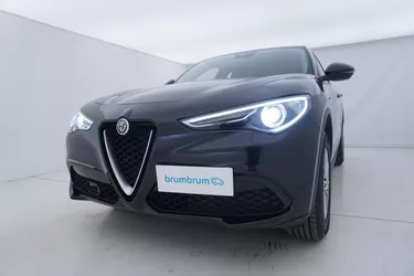 Alfa Romeo Stelvio Business Q4 AT8 2.1 Diesel 190CV Automatico Visione frontale