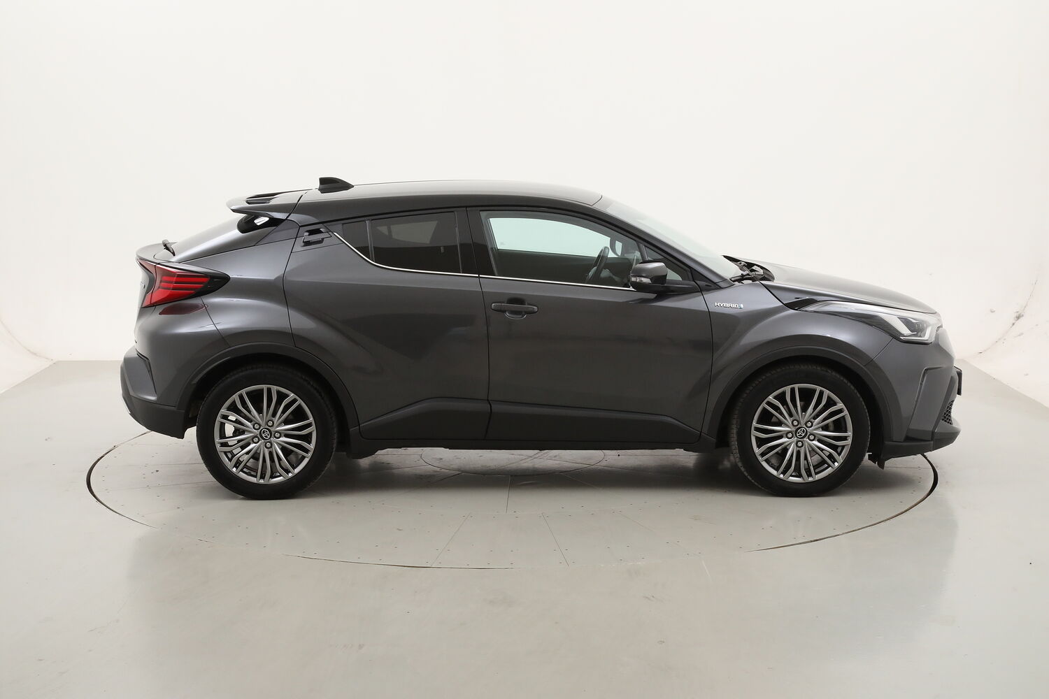 Toyota C-HR Hybrid Lounge usata del 2021 con 53.740 km