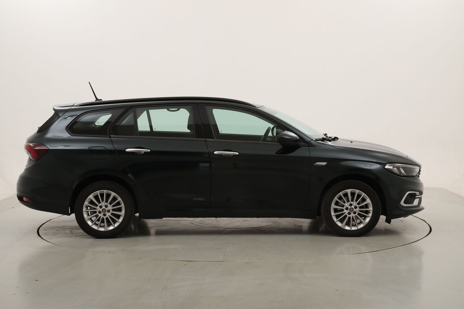 Fiat Tipo SW Business usata del 2021 con 111.729 km