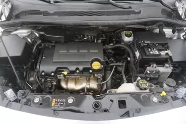 Opel Corsa Advance 1.4 Benzina 75CV Manuale Vano motore