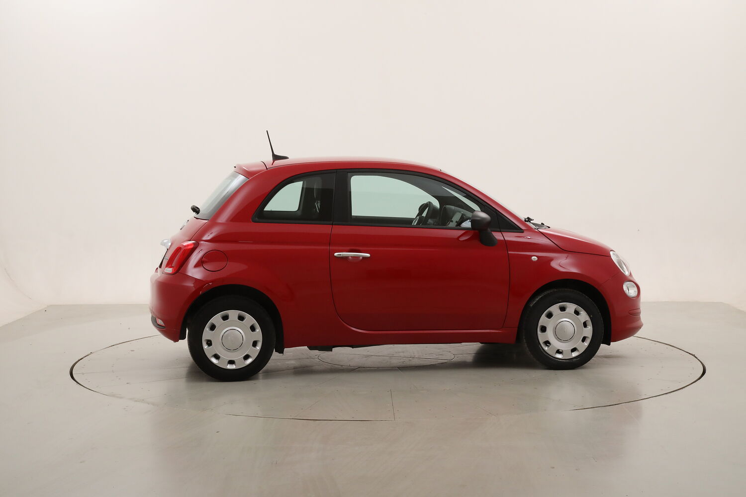 Fiat 500 Hybrid usata del 2023 con 33.298 km