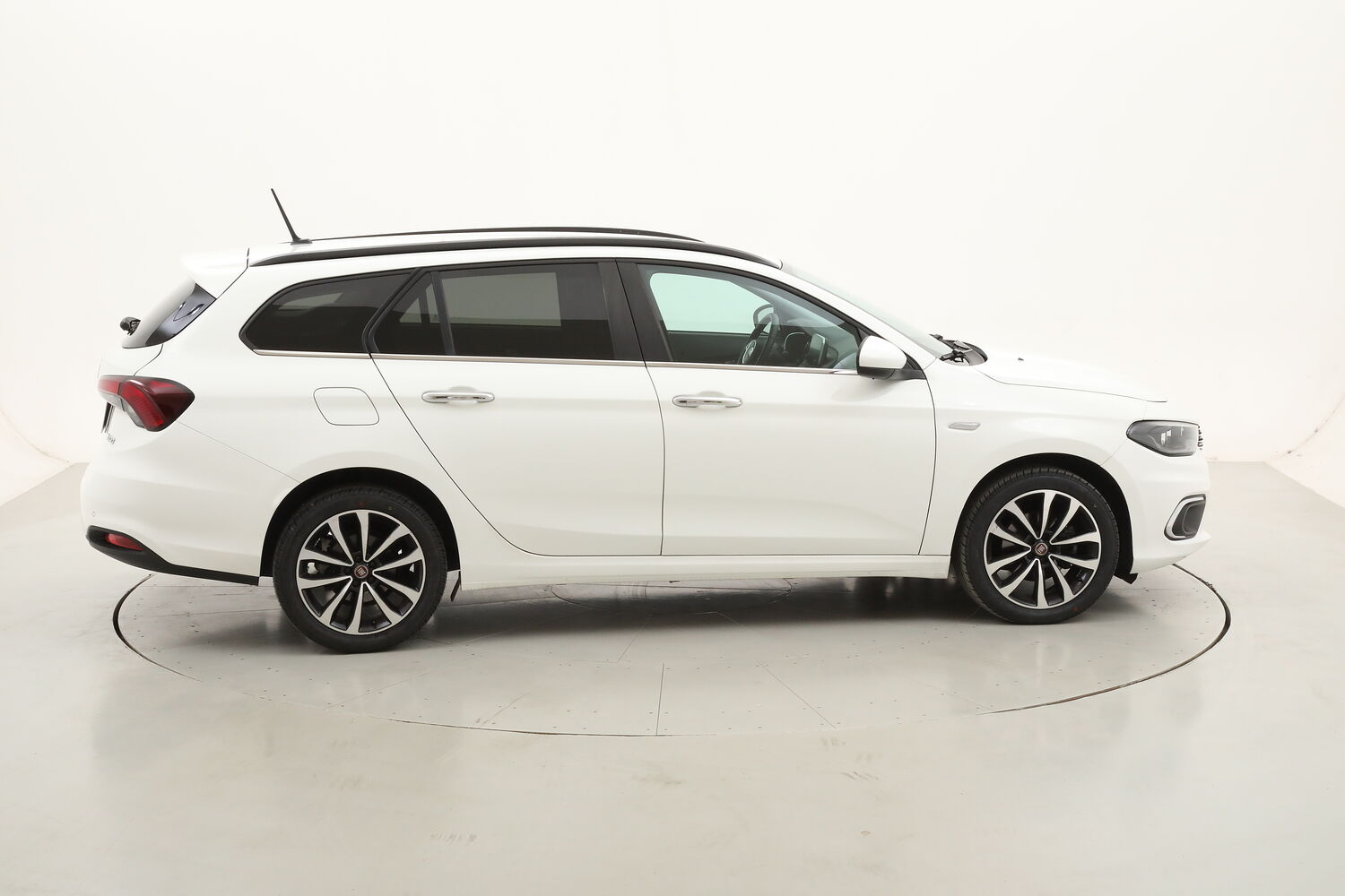 Fiat Tipo SW Lounge DCT usata del 2021 con 124.630 km