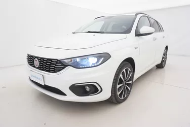 Fiat Tipo SW Lounge DCT 1.6 Diesel 120CV Automatico Visione frontale