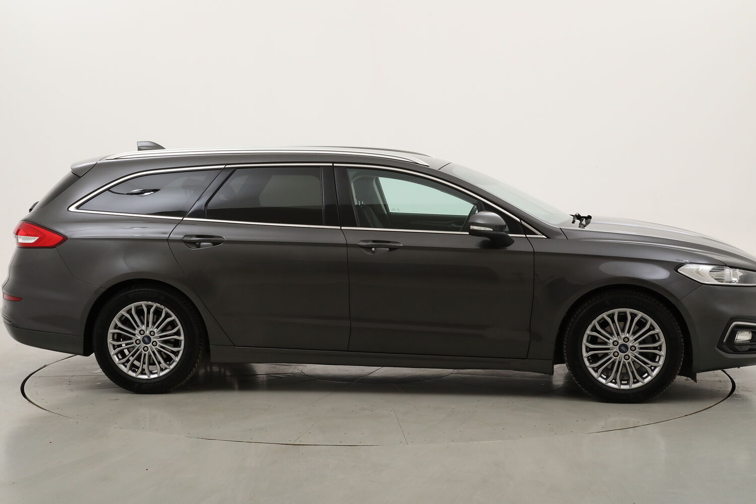 Ford Mondeo SW Titanium Business usata del 2021 con 75.776 km