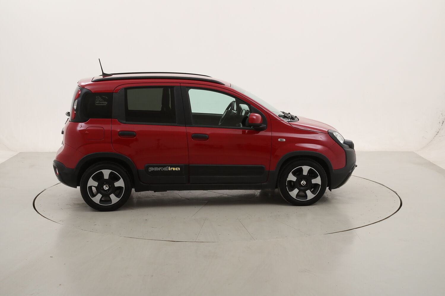 Fiat Panda Hybrid Pandina Cross usata del 2025 con 16.506 km