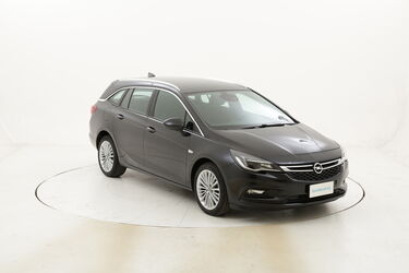 Opel Astra ST Innovation usata del 2017 con 98.236 km